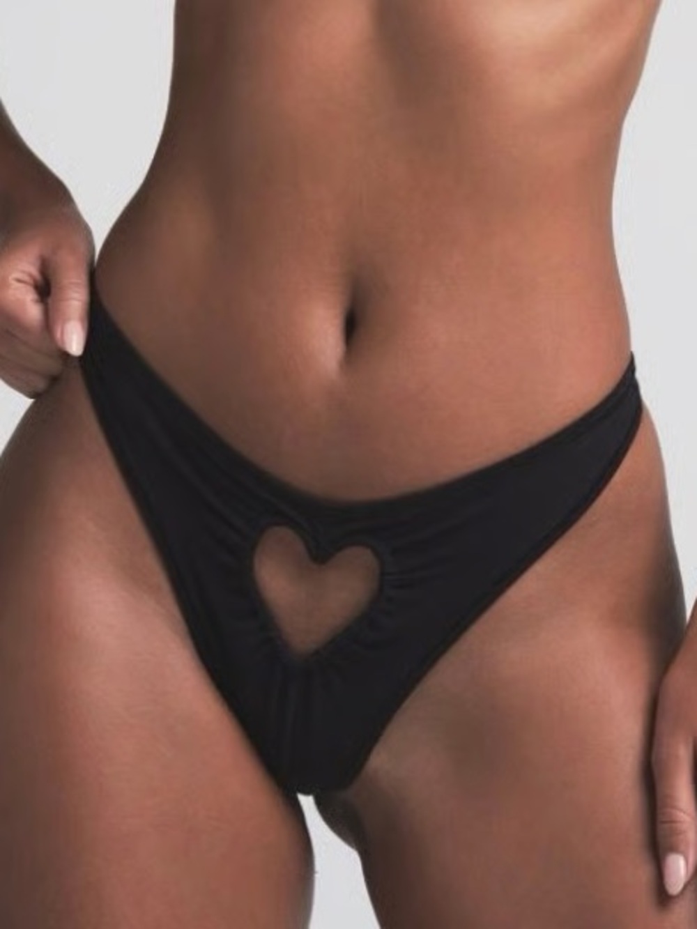 SKIMS Sold out Black Heart Dipped Thong